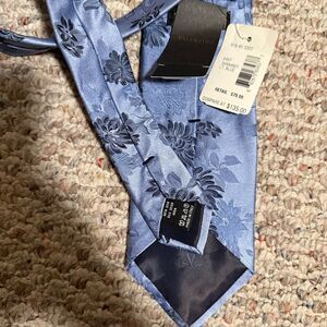 NWT Valentino Light Blue Floral Men’s Silk Tie